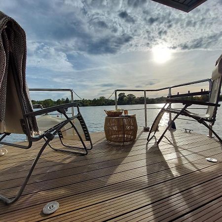 Lemuria Houseboat - Plywajacy Domek Na Wodzie Breslavia Exterior foto